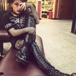 Meet your Posher, Lucas